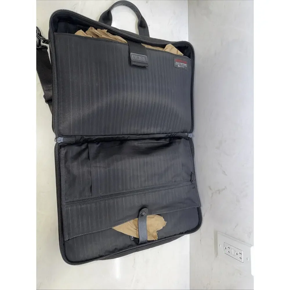 TUMI Alpha T-Pass 26514DH 16